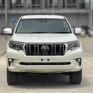 Toyota Land Cruiser Prado 2.8 2023 White