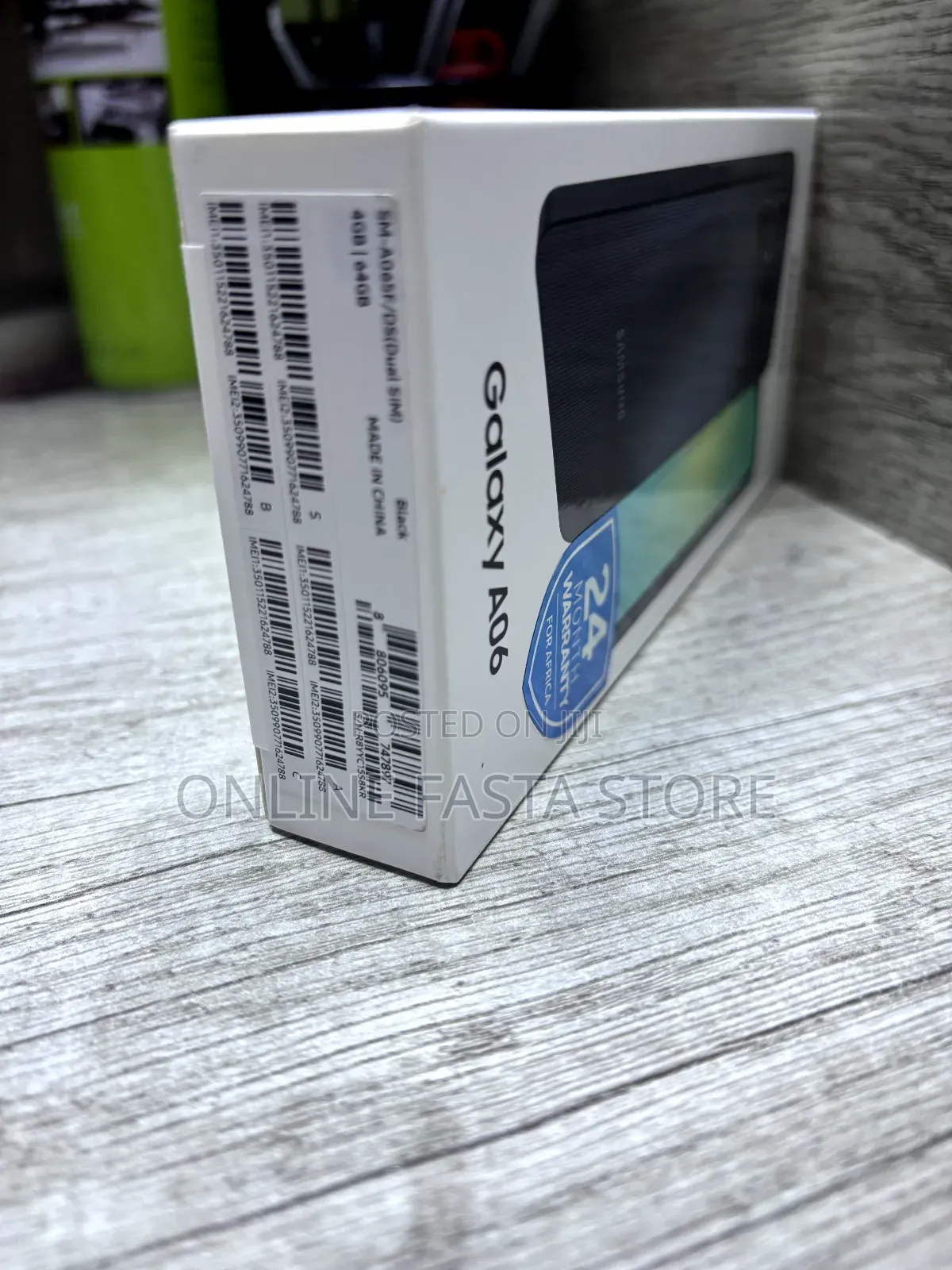 New Samsung Galaxy A06 64 GB Black