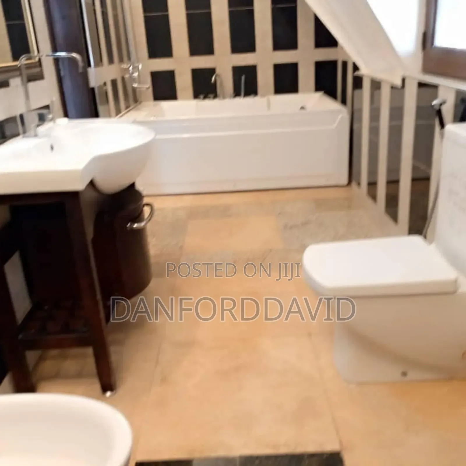 5bdrm House in Kahwa Real Estate, Mbezi Beach for rent