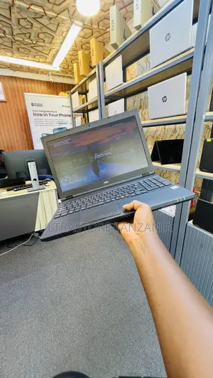 New Laptop NEC N22G 8GB Intel Core i3 HDD 500GB