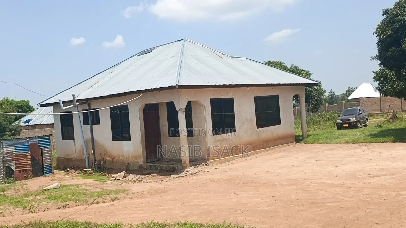 Furnished 3bdrm House in Mkolani for sale