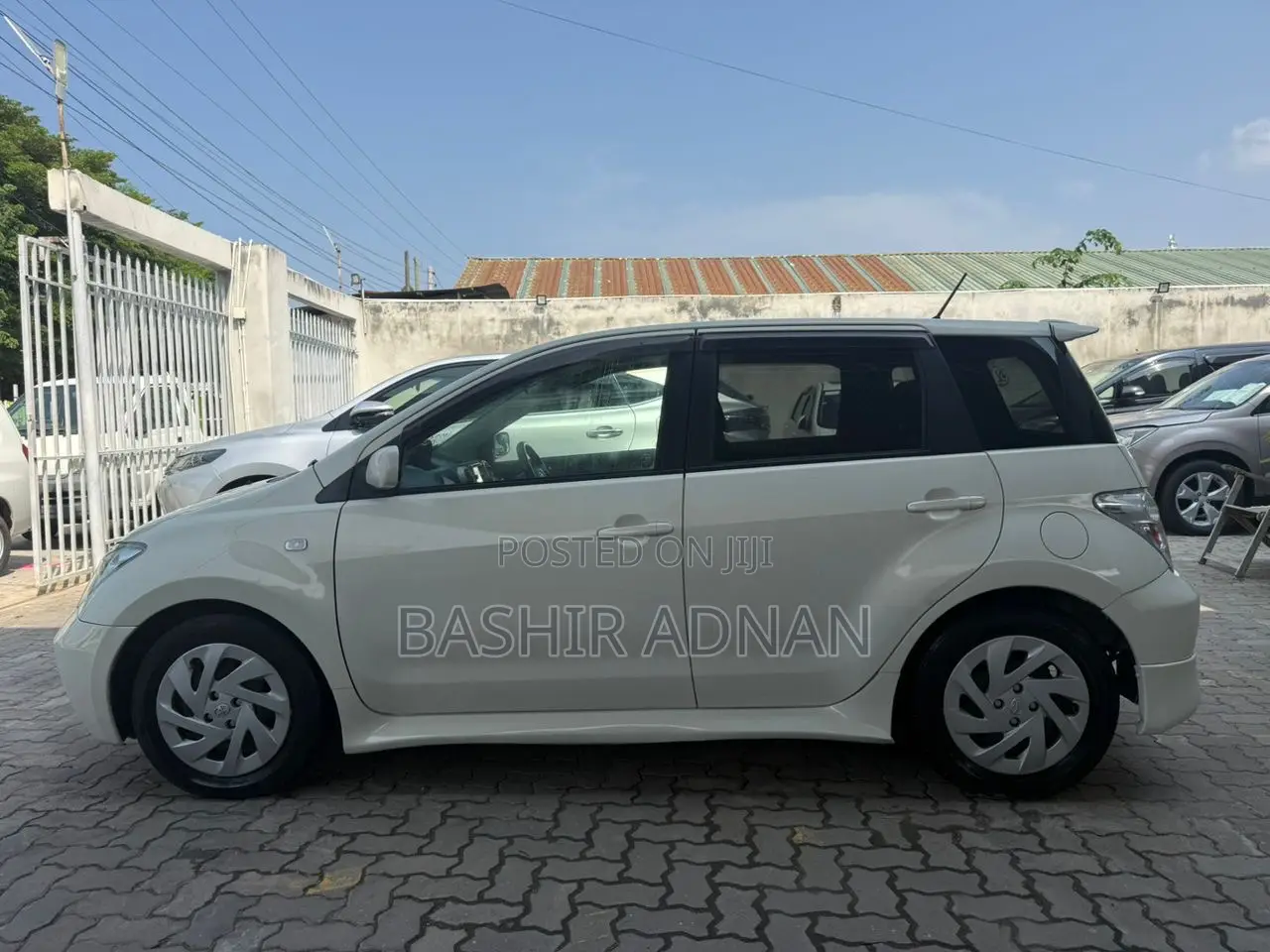 Toyota IST 2003 White