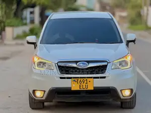 Subaru Forester 2013 White