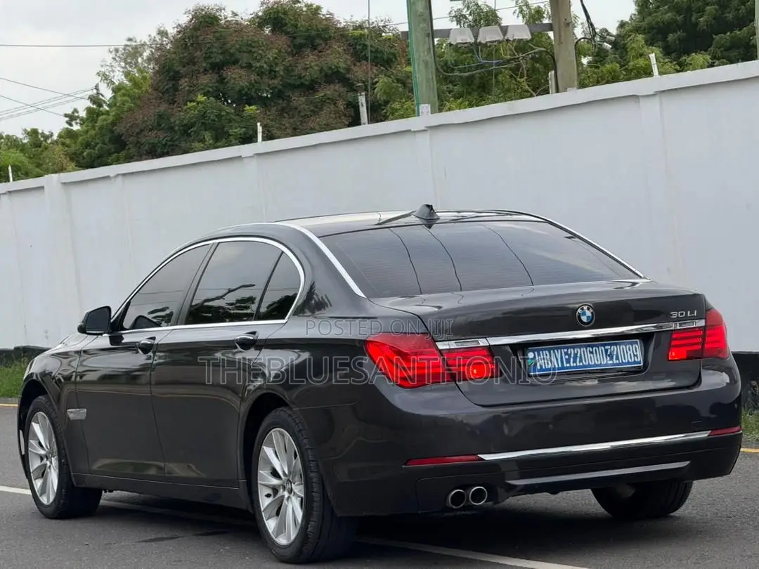 BMW 7 Series 2014 Gray