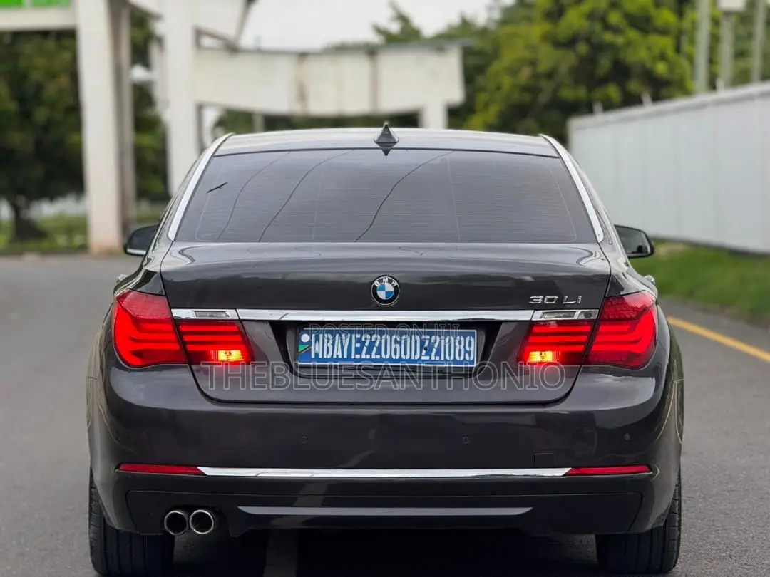 BMW 7 Series 2014 Gray