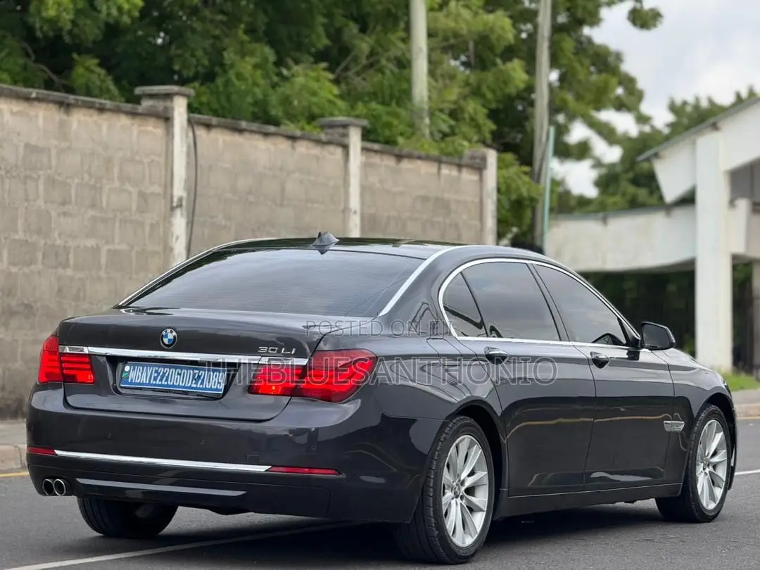BMW 7 Series 2014 Gray