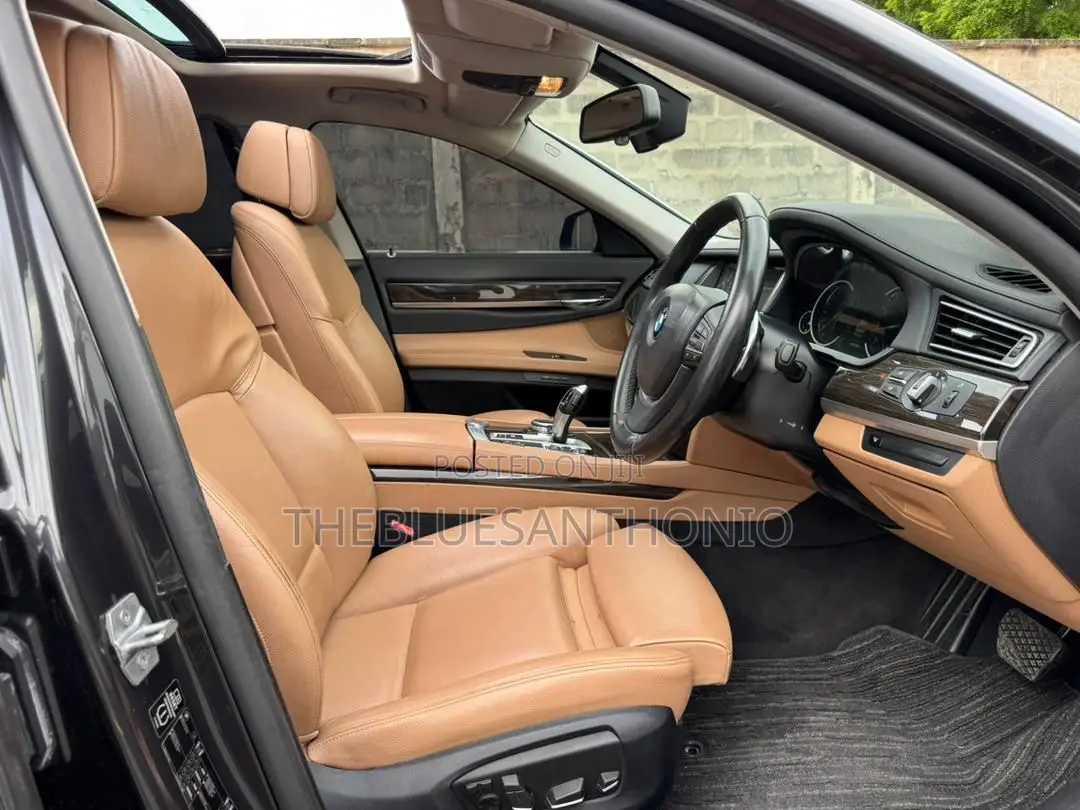 BMW 7 Series 2014 Gray