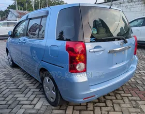 Toyota Raum 2004 Blue