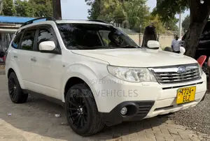 Subaru Forester 2009 Pearl
