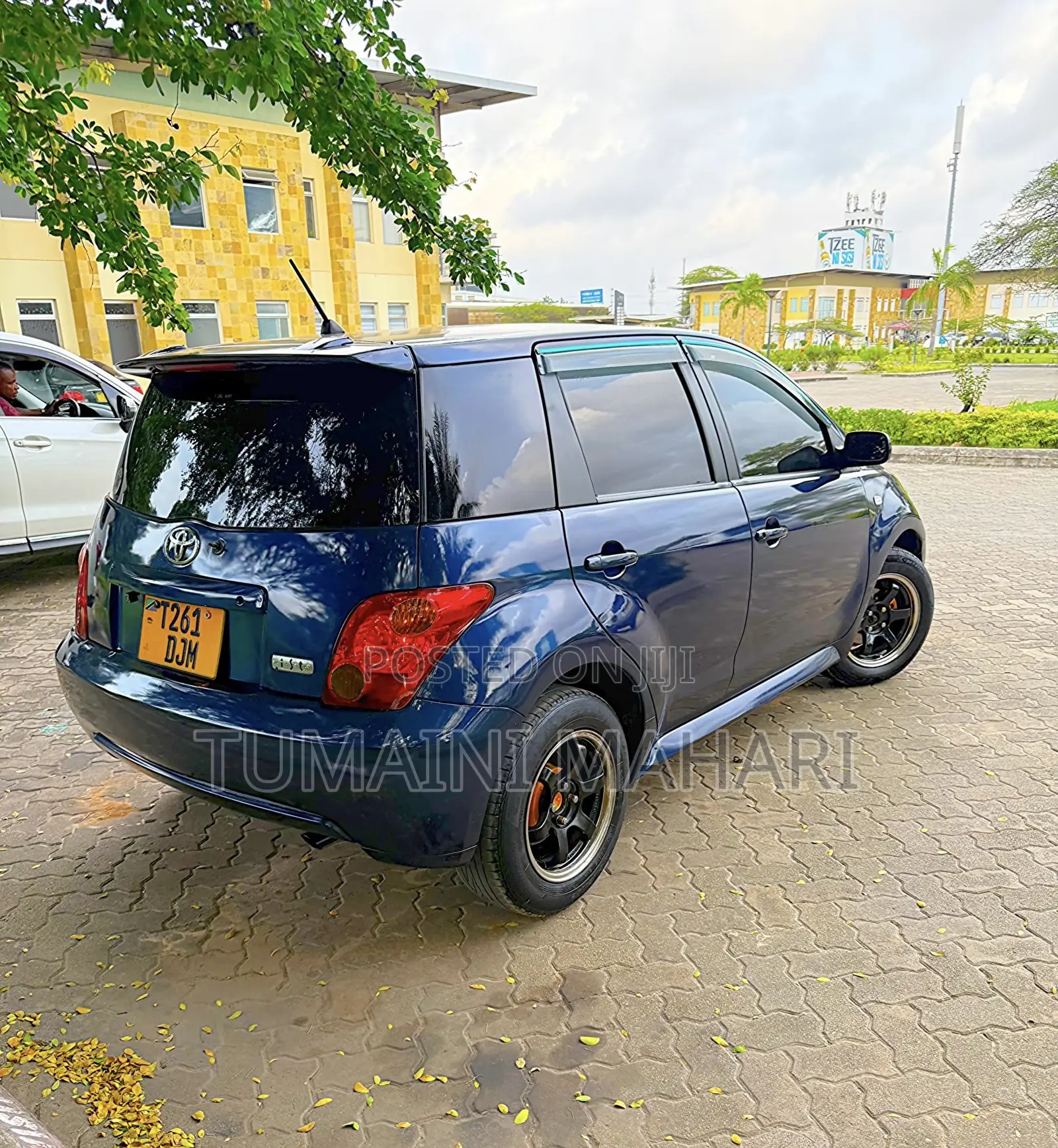 Toyota IST 2004 Blue