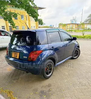 Toyota IST 2004 Blue