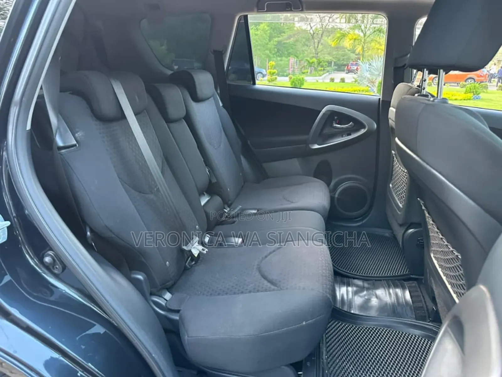 Toyota Vanguard 2012 Black