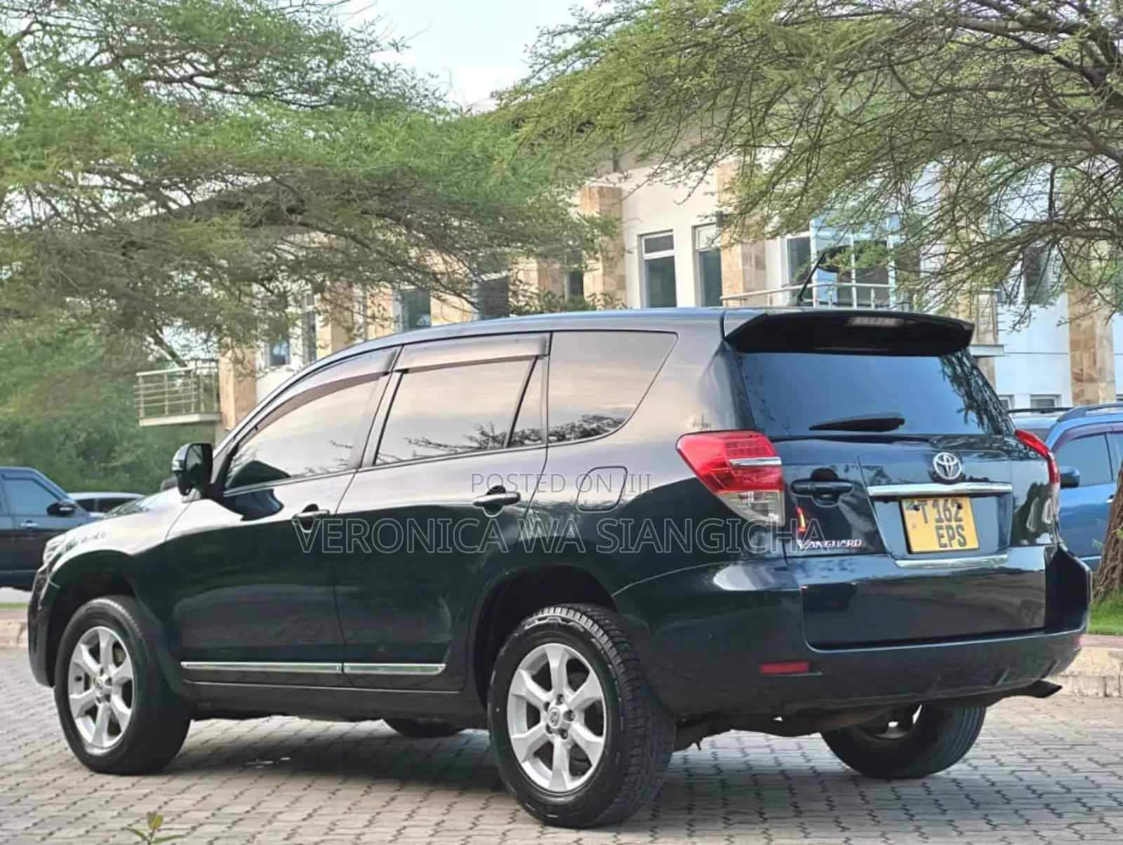 Toyota Vanguard 2012 Black