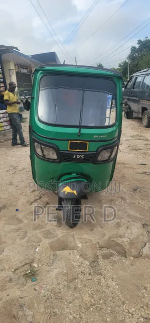 TVS Apache 180 RTR 2023 Green