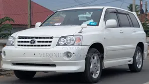 Toyota Kluger 2005 White