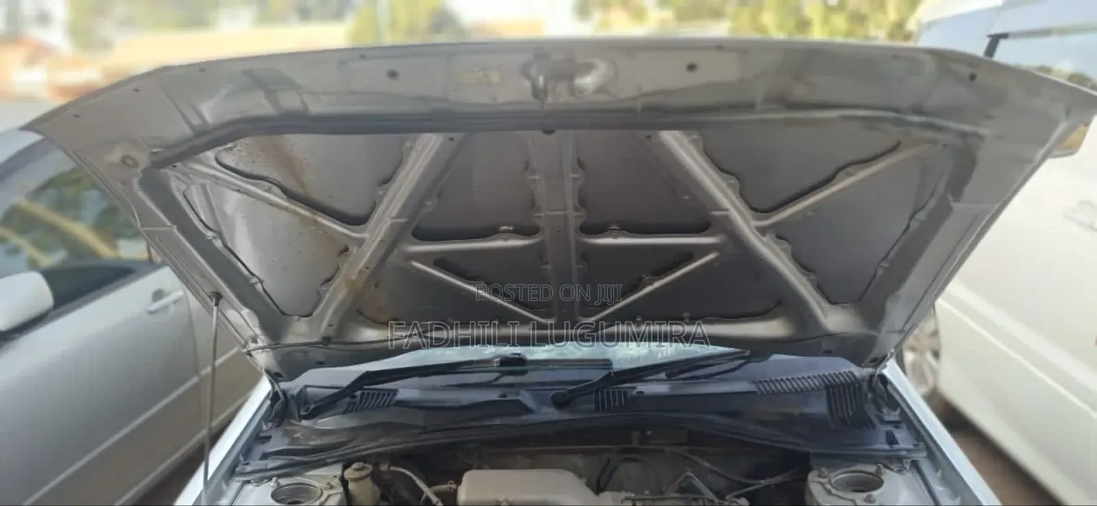 Toyota Carina 2000 Silver