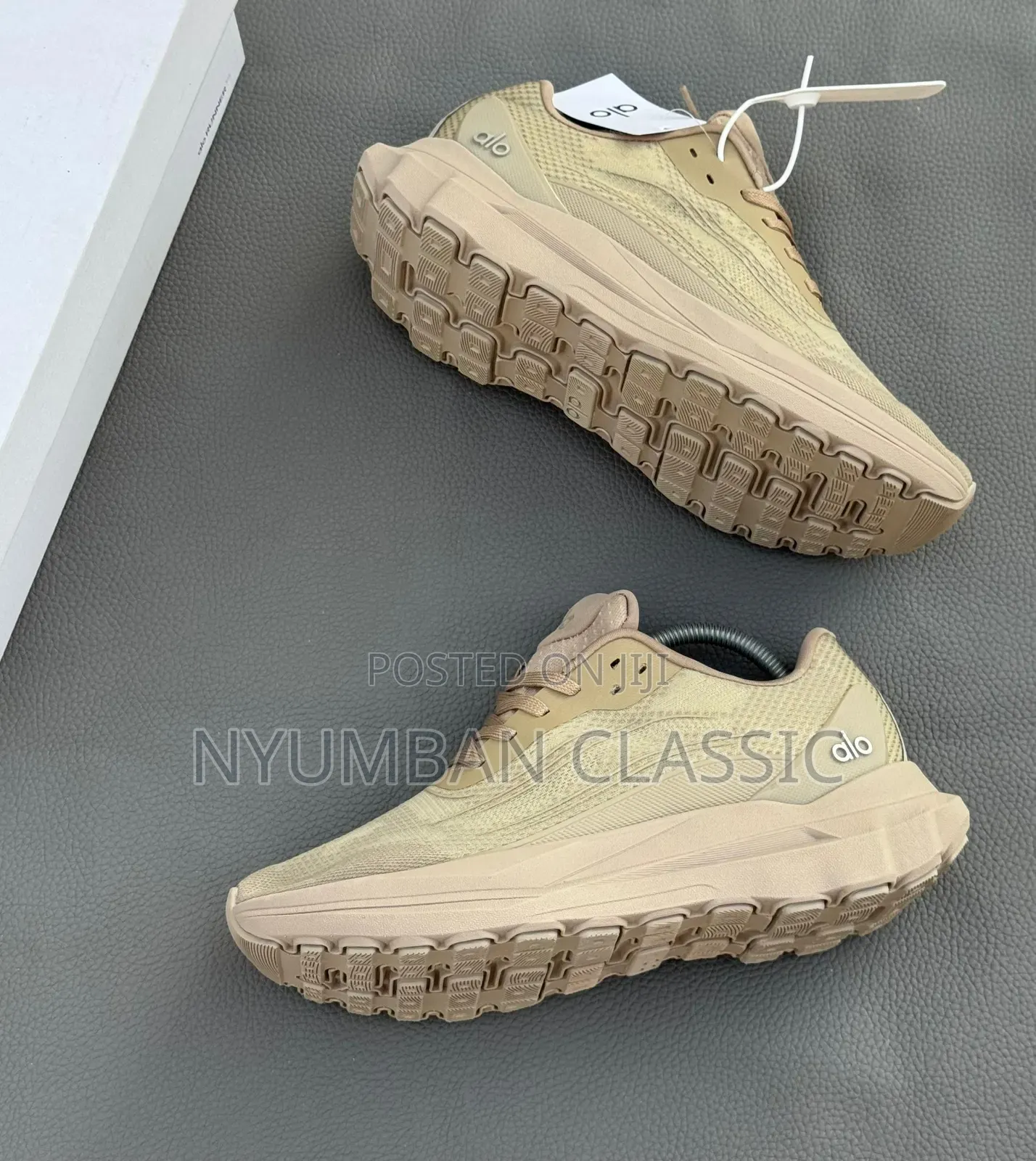 Alo Runner Sneakers Shoes