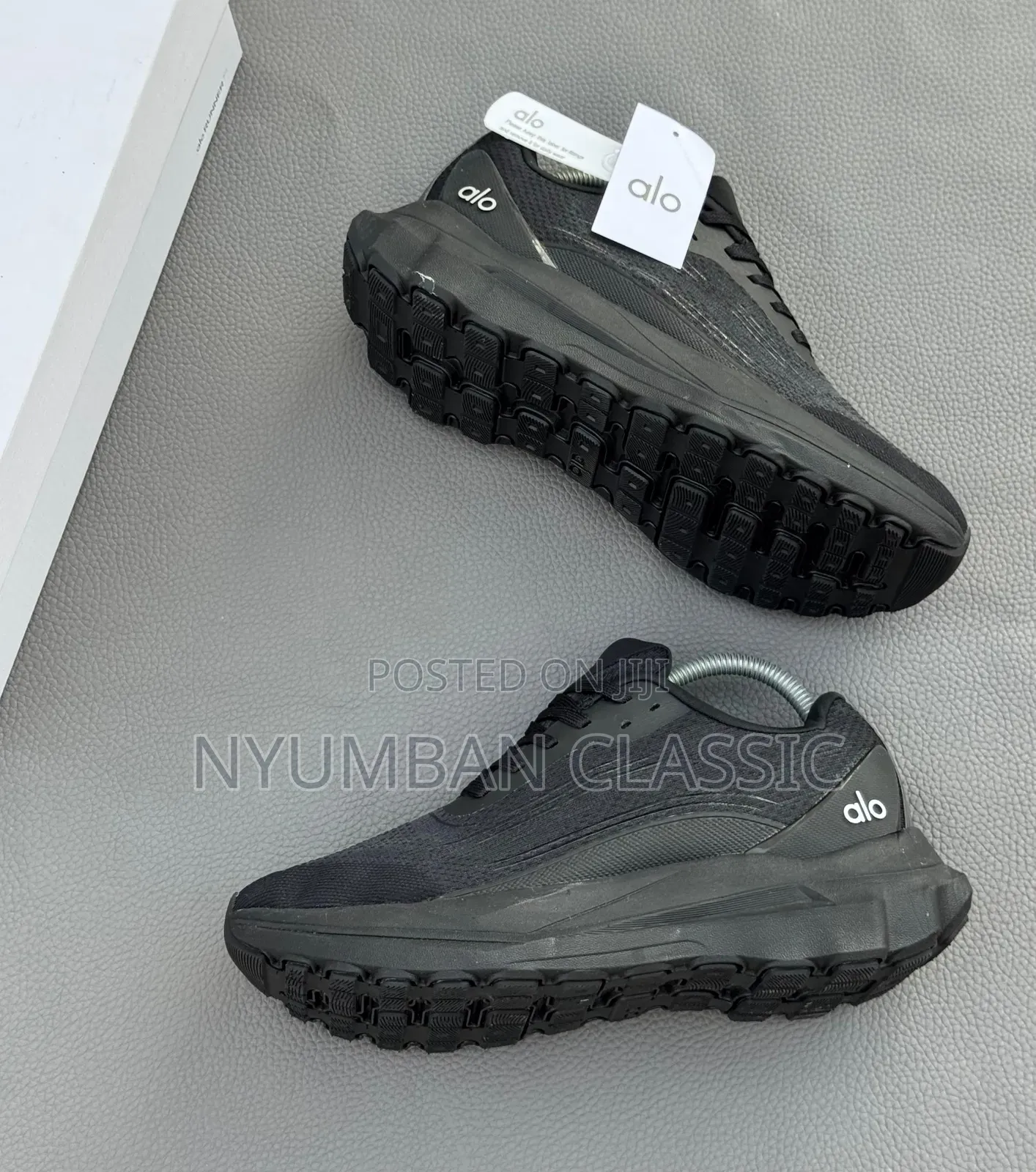 Alo Runner Sneakers Shoes