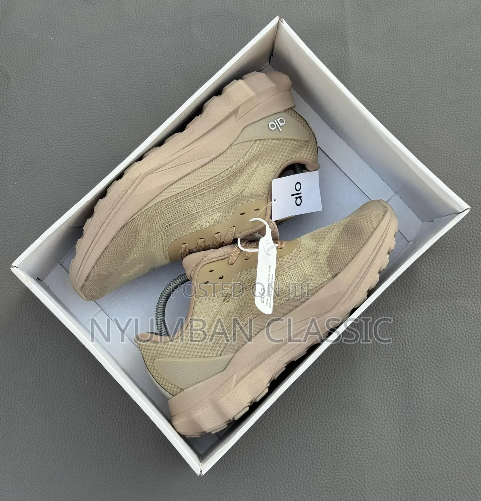Alo Runner Sneakers Shoes