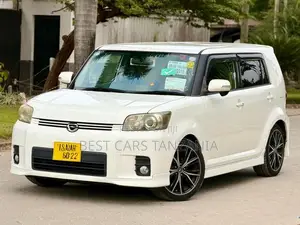 Toyota Corolla Rumion 2008 White