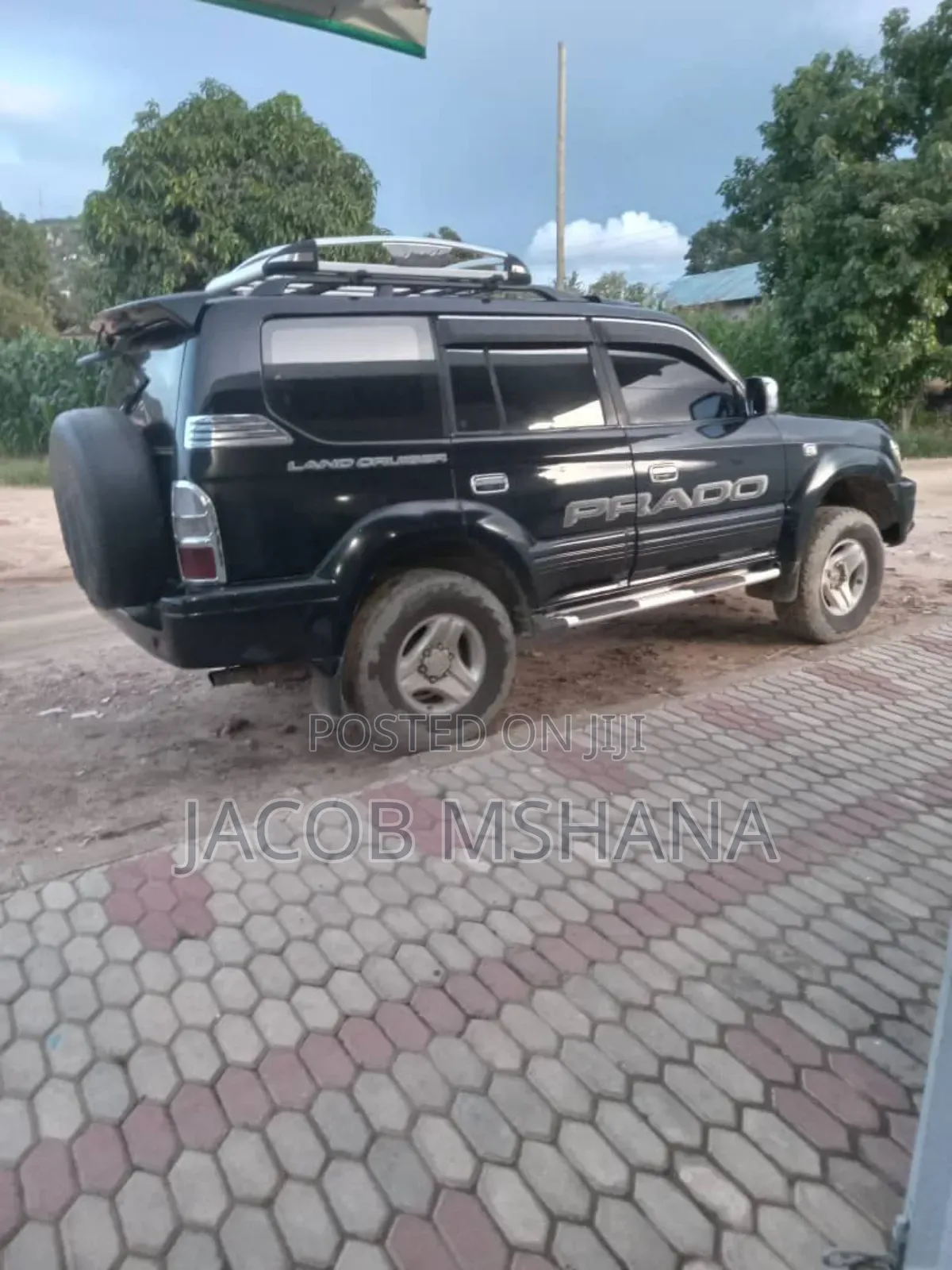 Toyota Land Cruiser 2002 Black