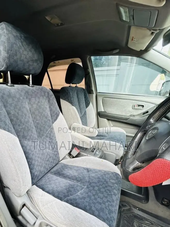 Toyota Harrier 2006 Black