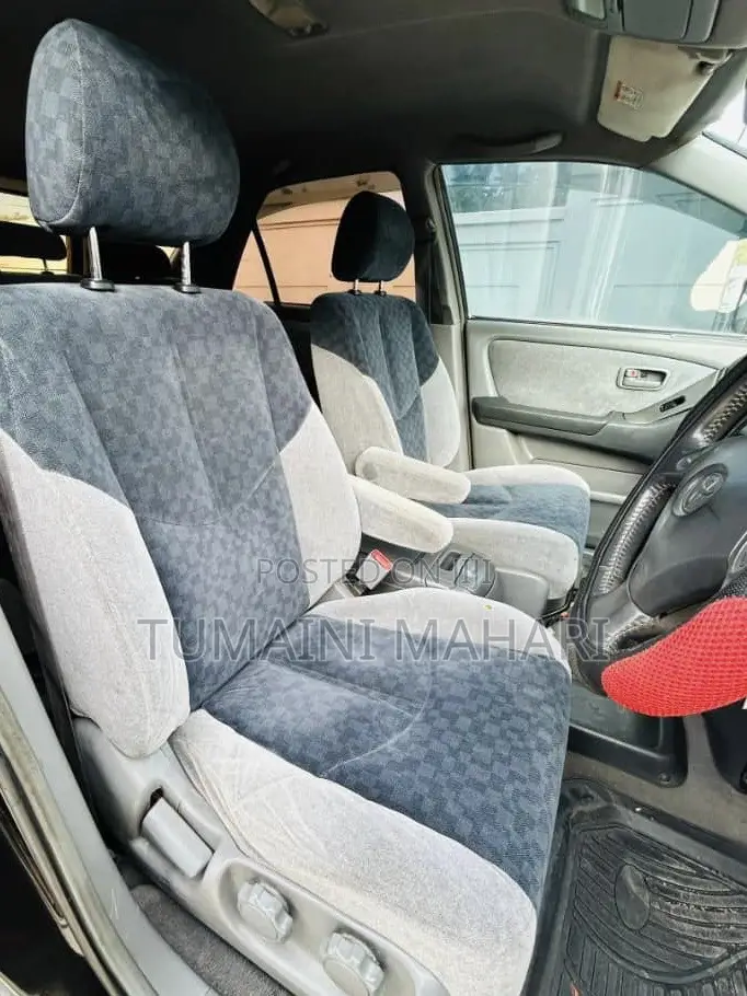 Toyota Harrier 2006 Black