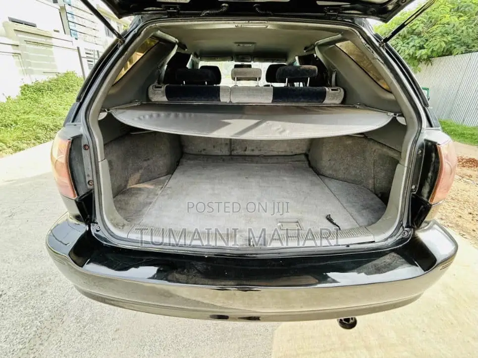 Toyota Harrier 2006 Black