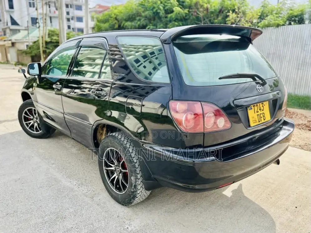 Toyota Harrier 2006 Black