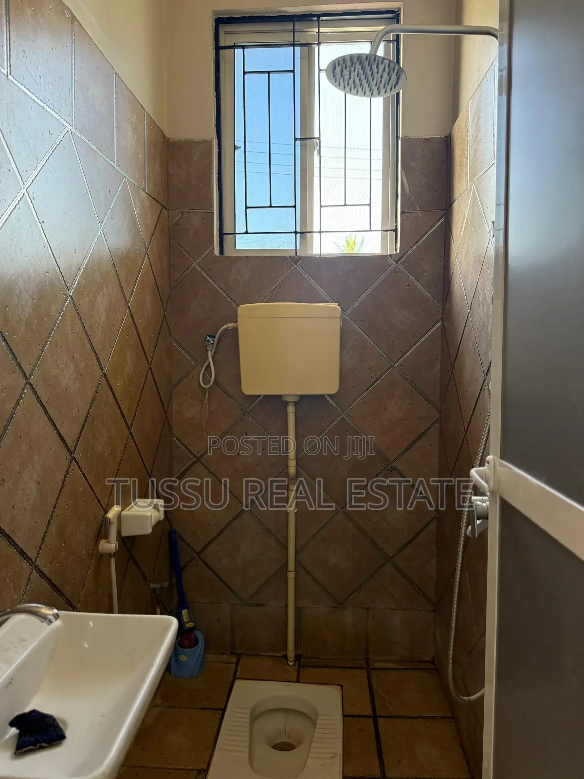 2bdrm Apartment in Moga, Mbweni for rent