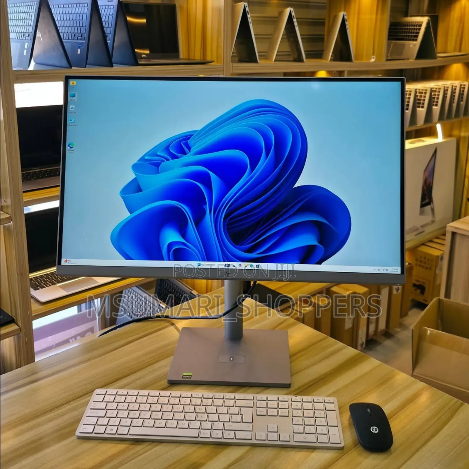 New Desktop Computer HP Envy 27 16GB Intel Core i5 SSD 512GB