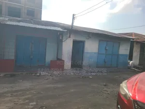 Kiwanja Kinauzwa Mtoni Kwa Azizi Ally