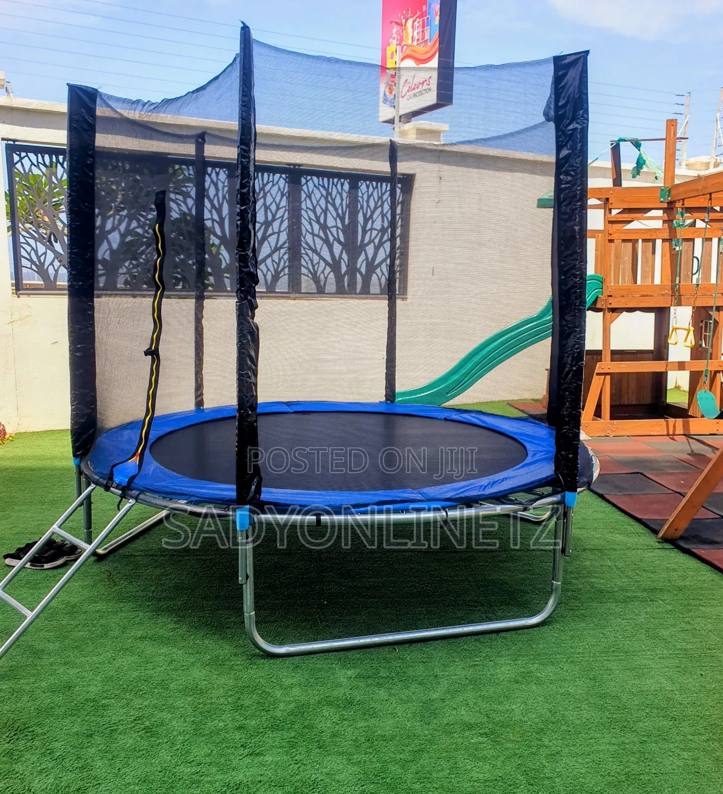 Outdoor Trampoline 8ft