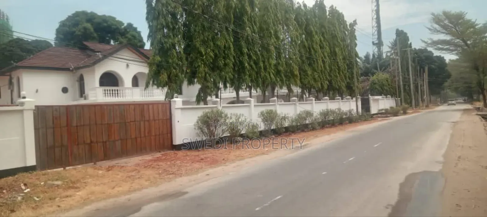 14bdrm Bungalow in Swedi Property, Mikocheni for rent