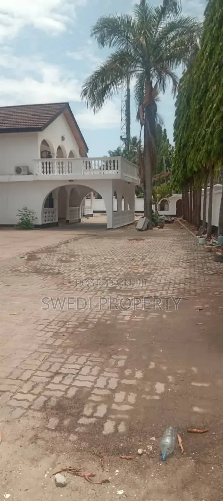 14bdrm Bungalow in Swedi Property, Mikocheni for rent