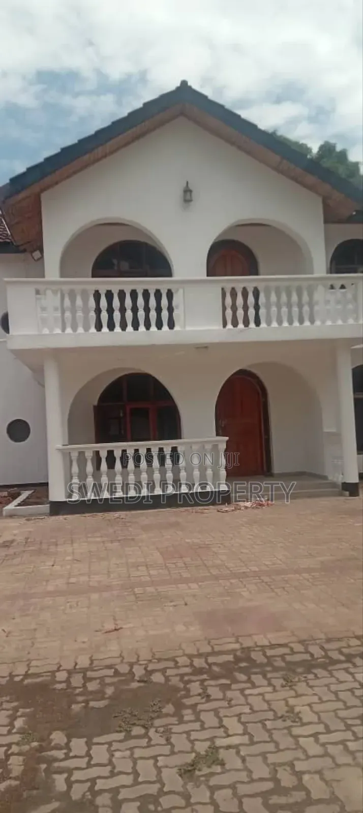 14bdrm Bungalow in Swedi Property, Mikocheni for rent