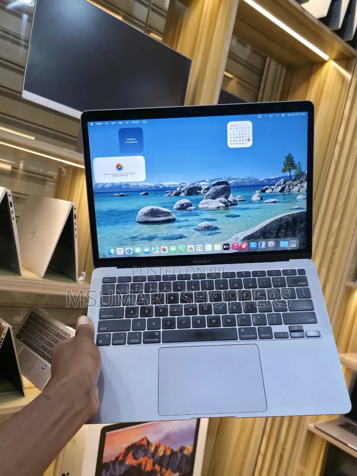 New Laptop Apple MacBook Air 2020 M1 8GB Apple M1 SSD 256GB