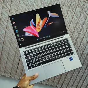 Laptop HP EliteBook 830 G8 16GB Intel Core i5 SSD 256GB
