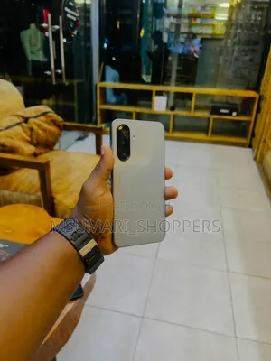 New Samsung Galaxy A17 128 GB Silver