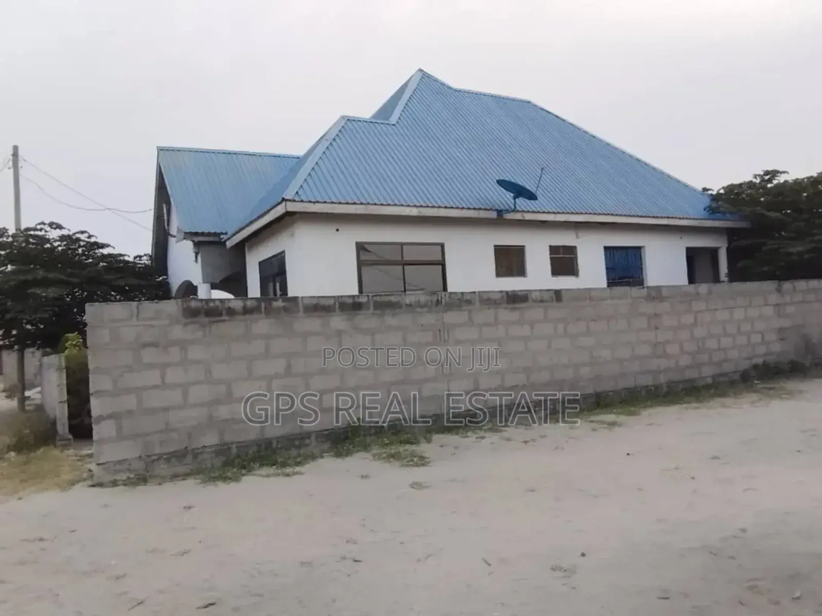 3bdrm House in Msongola, Ilala for sale