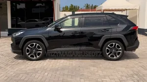 Toyota RAV4 2019 Black