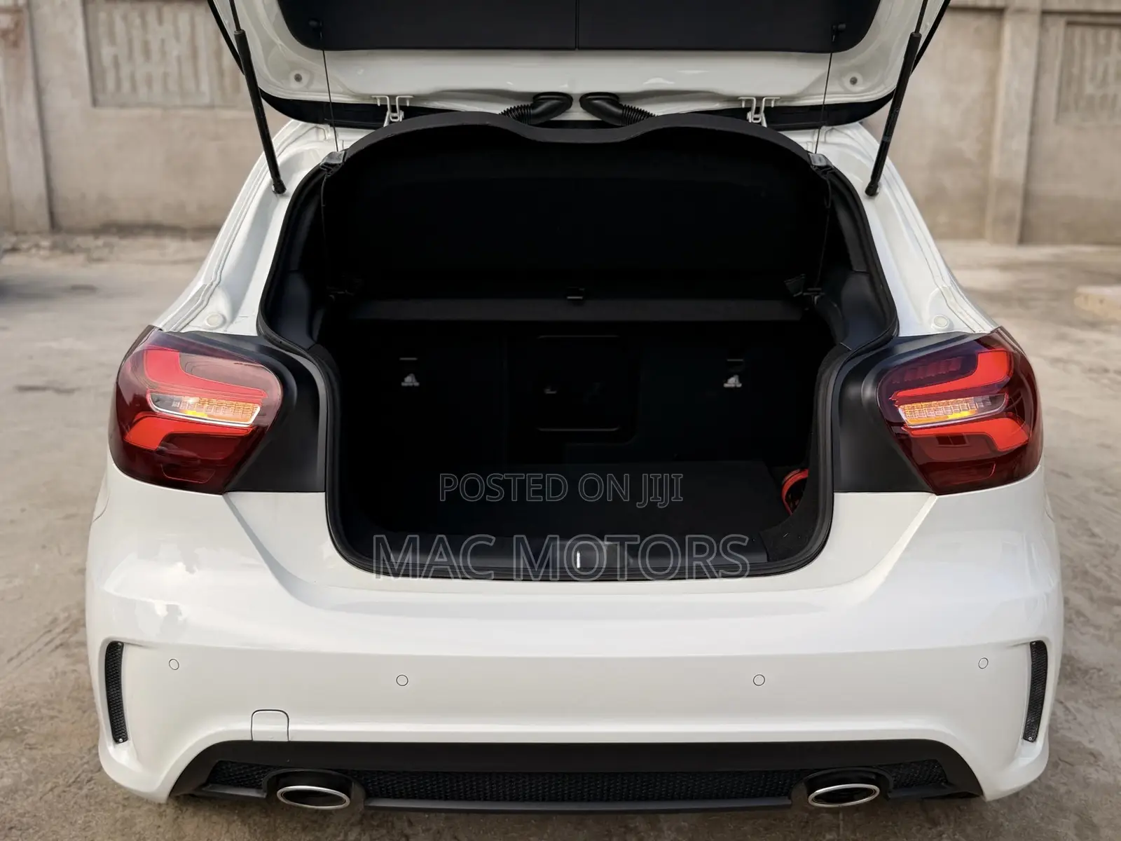Mercedes-Benz A-Class 2014 White