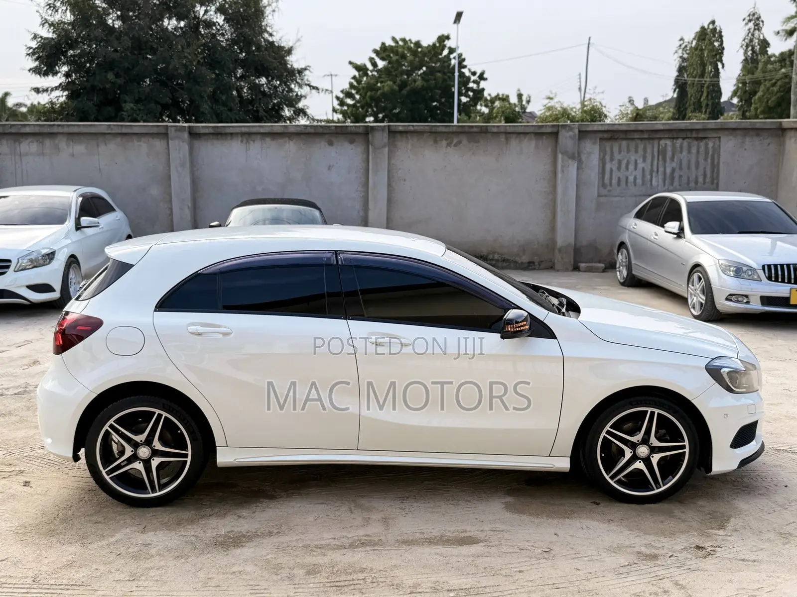 Mercedes-Benz A-Class 2014 White