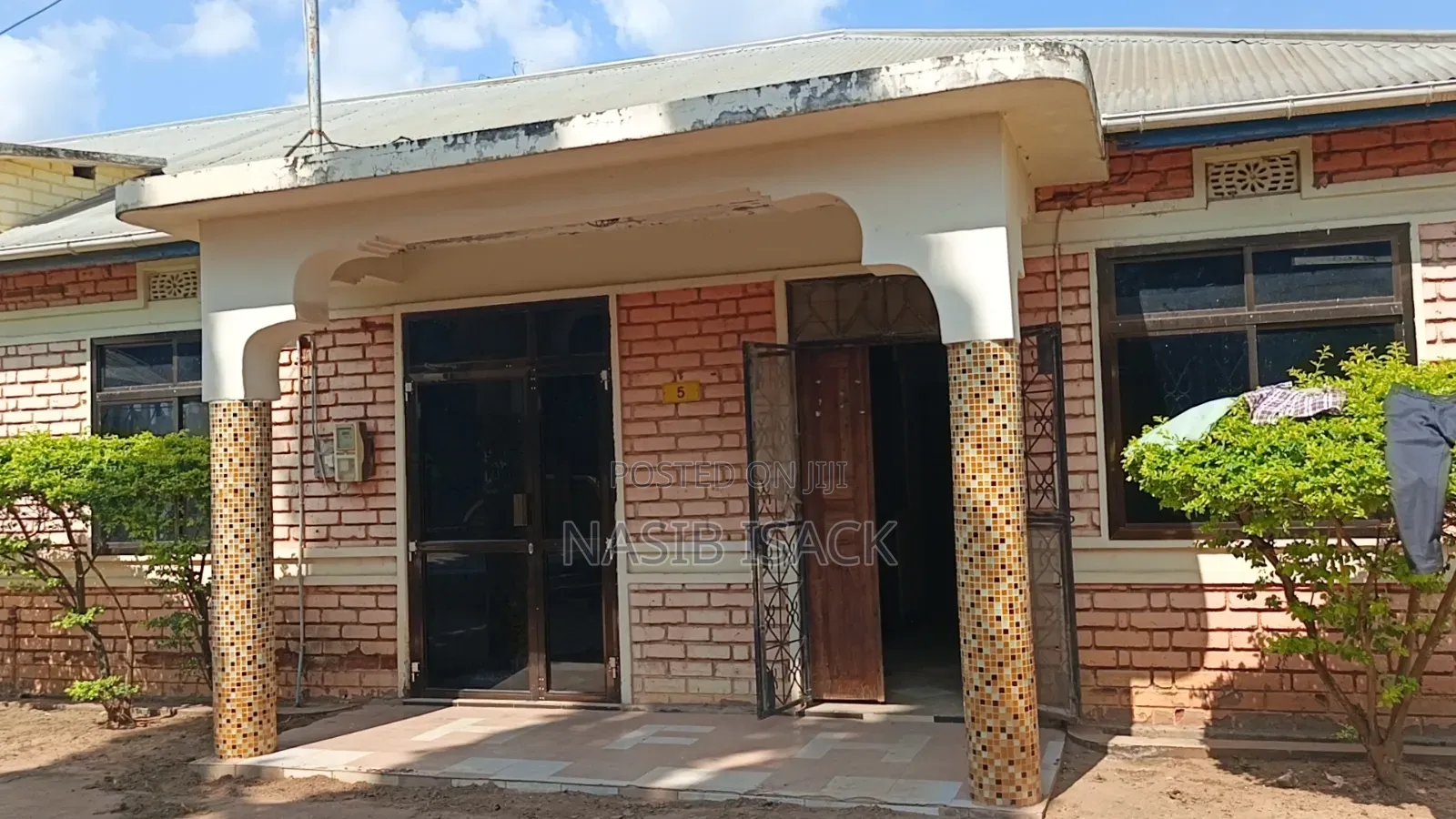 Hostel for Sale Mwanza Saut