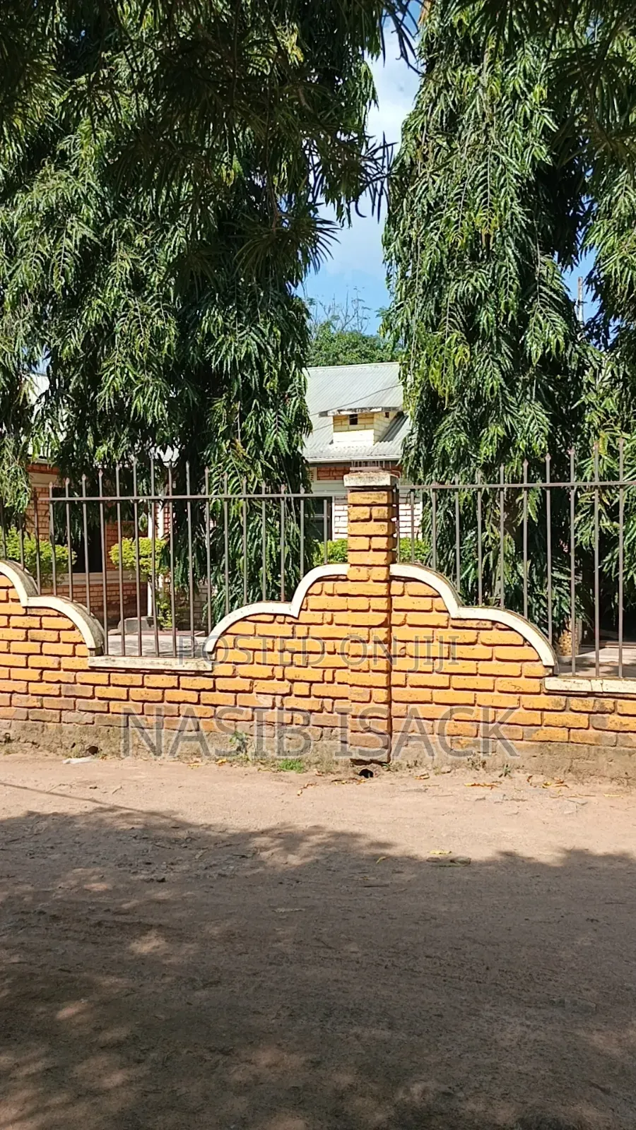 Hostel for Sale Mwanza Saut