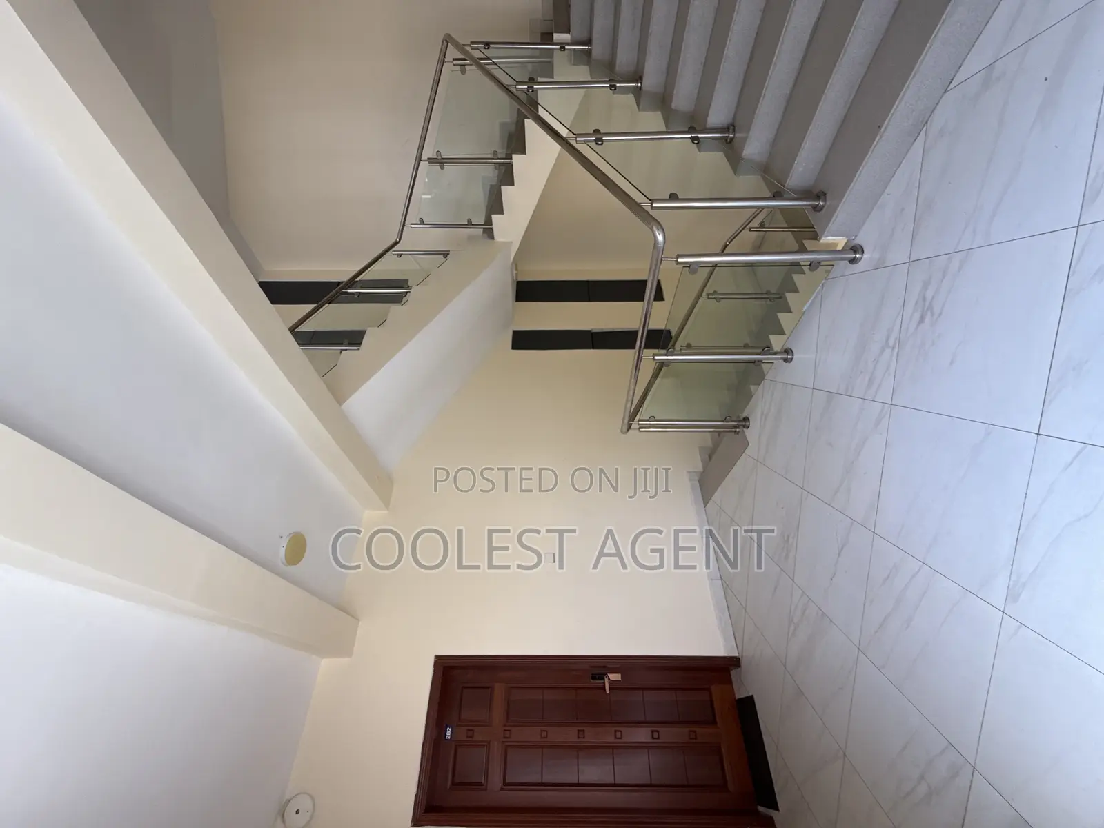 Furnished 2bdrm Apartment in Coolest Estate, Oyster Bay for rent