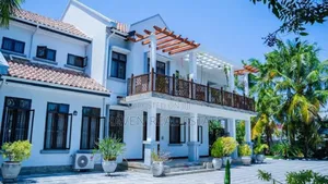 Furnished 5bdrm House in Kunduchi for rent