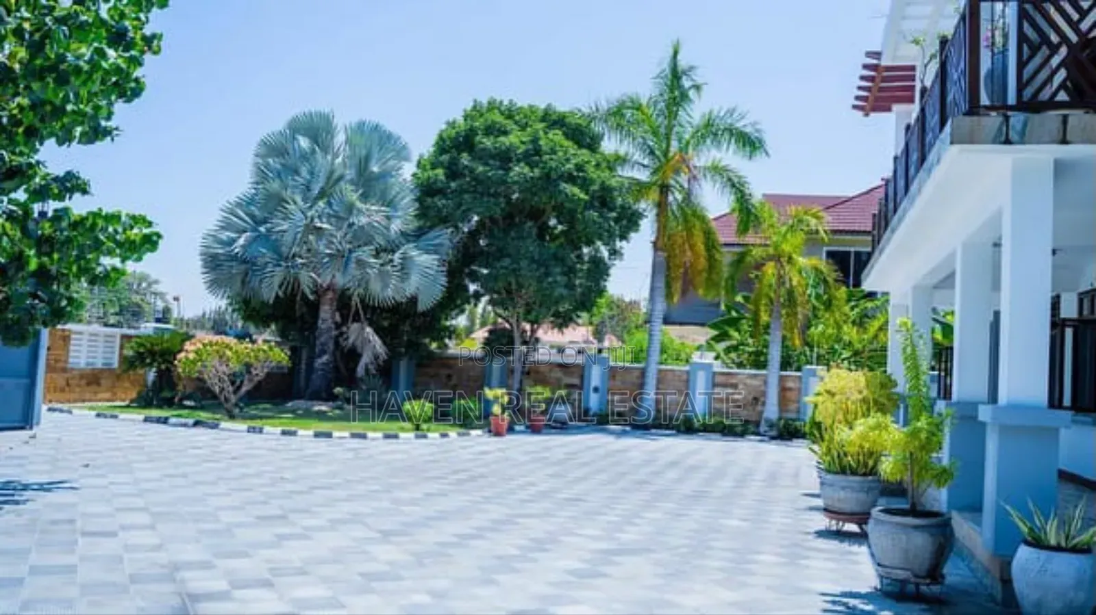 Furnished 5bdrm House in Kunduchi for rent