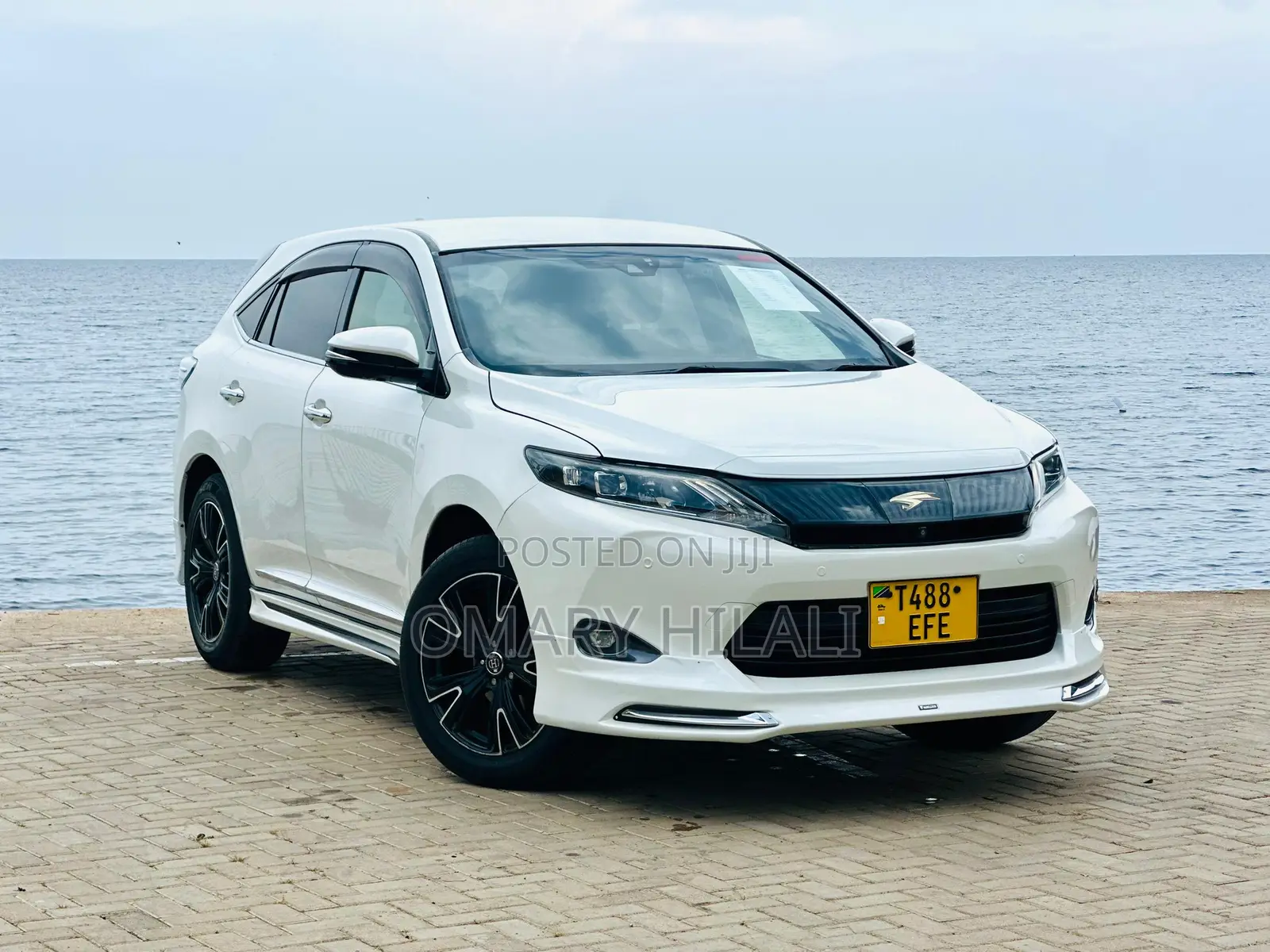 Toyota Harrier 2016 White