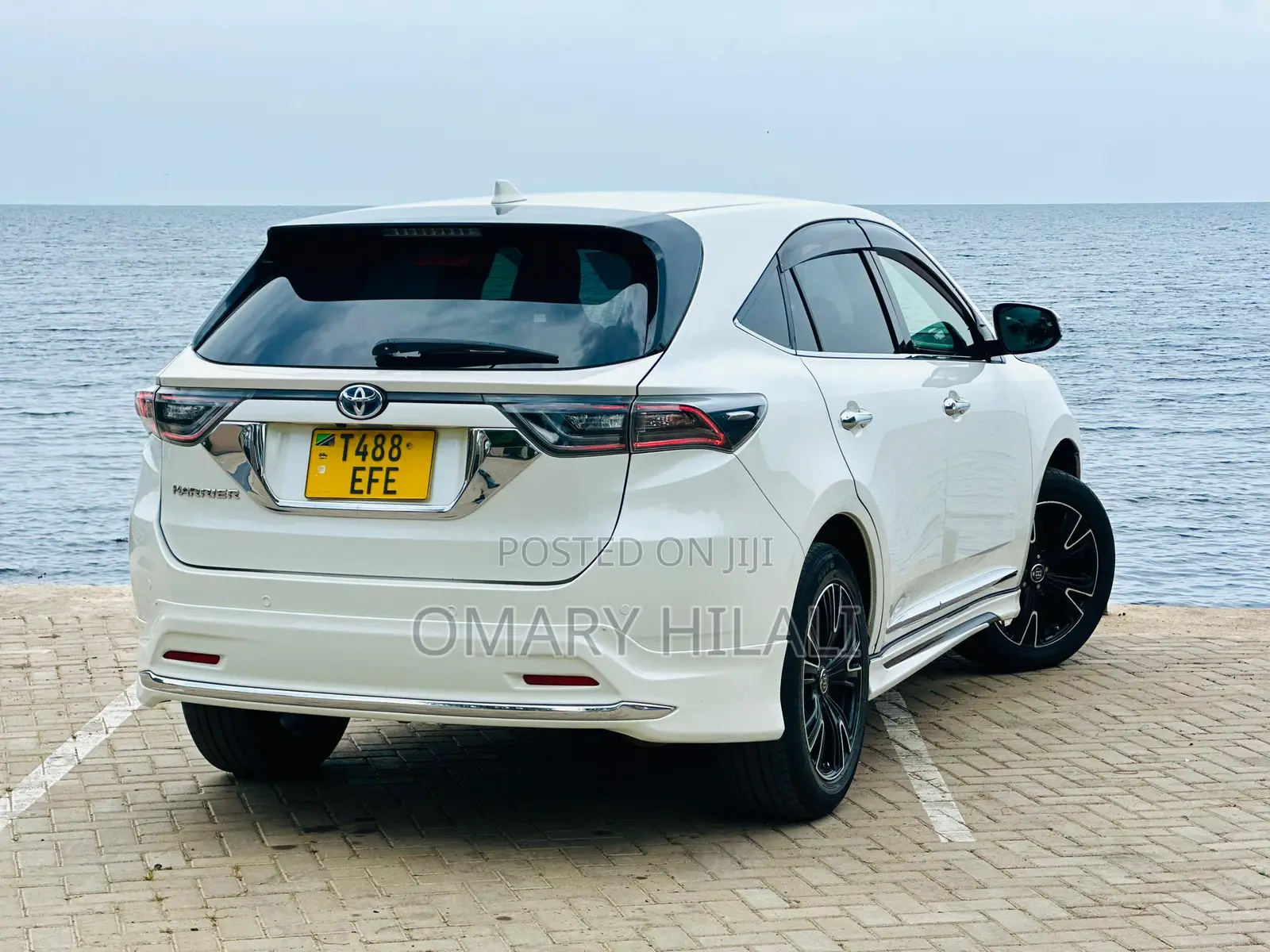 Toyota Harrier 2016 White